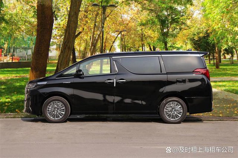 婚庆租车：打造难忘婚礼记忆的隐形功臣